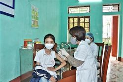 Việt Nam có thêm 12 ca mắc mới COVID-19, 3 bệnh nhân đang thở ôxy