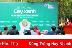 Trao tặng và trồng 5.000 cây xanh trong chương trình 'The Green way - Hành trình xanh'