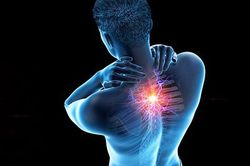 Giảm đau lưng trên với 5 bước khởi động và 6 bài tập hỗ trợ