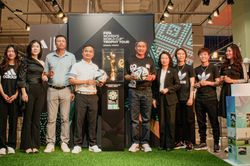 Cúp vàng World Cup nữ ghé thăm Hà Nội
