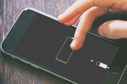 Cách sạc pin điện thoại mới mua đúng nhất