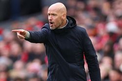 MU thảm bại trước Liverpool, Erik Ten Hag nói lời cay đắng