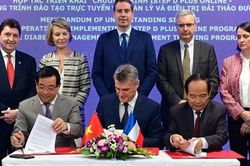 Đào tạo về quản lý và điều trị đái tháo đường cho nhân viên y tế tuyến huyện, xã