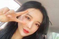 Diện đồ tập bó sát, hot girl xinh đẹp khoe body cực phẩm