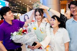 Tân Hoa hậu Môi trường Thế giới Nguyễn Thanh Hà rạng rỡ ngày trở về