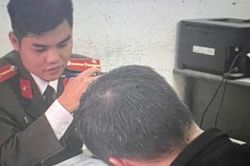 Phạt 7,5 triệu đồng vì đăng tải clip biểu diễn 'gọi hồn' trên mạng