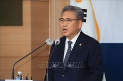 Tháo gỡ nút thắt