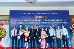 Kết nối ngân hàng - doanh nghiệp: Kết nhưng khó nối?