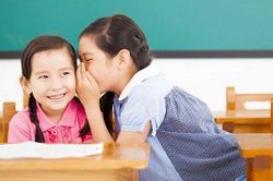 6 kiểu 'tình bạn giả mạo', cha mẹ phải nói với con từ sớm