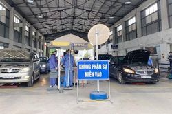 Hà Nội còn khoảng 30% trung tâm đăng kiểm còn hoạt động, tình trạng quá tải được dự đoán từ trước