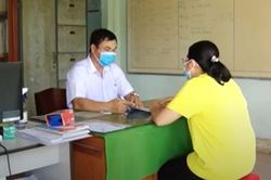 Người dân Bến Tre tích cực tham gia BHYT hộ gia đình