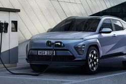 Hyundai trình làng mẫu xe điện mới