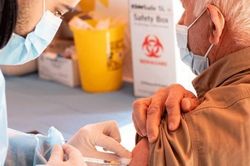 Châu Âu: Tình hình dịch bệnh Covid-19 ổn định, virus SARS-CoV-2 còn tiềm ẩn nguy cơ