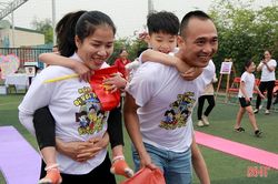 Vui nhộn với chương trình 'Cùng con khôn lớn' của học sinh, phụ huynh iSchool Hà Tĩnh