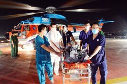 Thêm một ngư dân bị đột quỵ não ở Trường Sa được đưa về đất liền cứu chữa