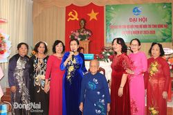 Bà Trần Thị Hòa tiếp tục làm Chủ nhiệm CLB Cán bộ hội phụ nữ hưu trí tỉnh