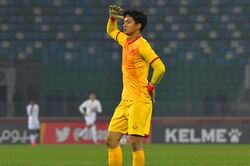 Thủ môn U20 Việt Nam: 'Tôi không phải hot boy'
