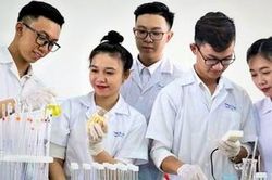 Khối ngành Y Dược có cần thiết phải tổ chức kỳ thi riêng?