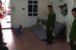 Phê chuẩn khởi tố 2 'bảo mẫu' đánh đập bé trai 17 tháng tuổi tử vong về tội Giết người
