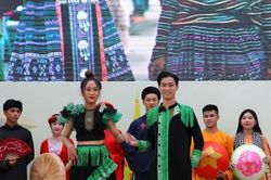 Sôi động chương trình 'Chung dòng Mê Kông' tỉnh Bình Dương