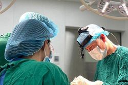 'Giải cứu' ngực sa trễ cấp độ 4 với phương pháp treo sa trễ đường quầng cùng bác sĩ Nguyễn Đắc Linh