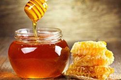 Mật ong để quá thời gian này rất dễ biến chất: 4 dấu hiệu nhận biết mật đã hỏng, ít người biết