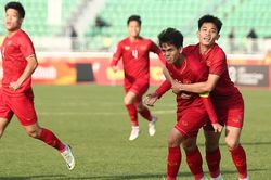 Bị loại khỏi U20 châu Á, CĐV Indonesia vui vẻ hẹn Việt Nam tại sân bay