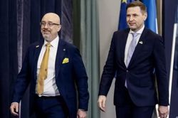 Liên minh châu Âu họp bàn kế hoạch chuyển đạn dược tới Ukraine