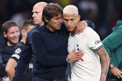 Richarlison công khai chỉ trích HLV Conte