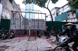 Kỳ án chuyển nhượng 'đất vàng' phố Bà Triệu: Hoãn xử vì vắng nhân chứng quan trọng