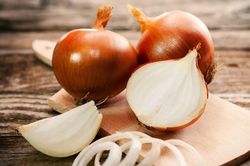 6 loại thực phẩm giúp làm sạch cao răng nhanh chóng và hiệu quả