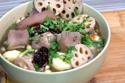 Thực đơn cơm chiều: Đổi món ngày thời tiết chuyển lạnh