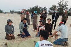 Tìm thấy thi thể hai vợ chồng gặp nạn khi đi đánh cá ở Quảng Trị