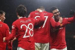 Đại thắng Betis, MU lập nên nhiều kỳ tích đáng nể