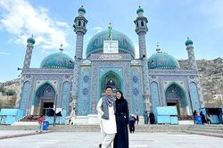 Đôi vợ chồng đi Afghanistan và khắp thế gian