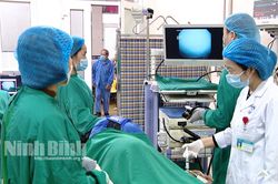 Bệnh viện Đa khoa Ninh Bình chú trọng phát triển kỹ thuật mới, chuyên sâu