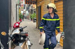 Kho thịt quên tắt bếp, hộ dân ở TP.HCM gây cháy nhà