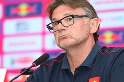 Tin nóng bóng đá tối 11/3: Gọi 4 cầu thủ U20 lên đội U23 Việt Nam, Trung Quốc nuôi mộng World Cup