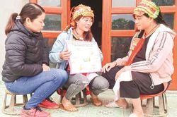 Đừng 'lãng quên' đội ngũ 'cô đỡ' thôn, bản