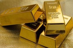 Giá vàng hôm nay (11/3) phi mã khi đồng USD lao dốc