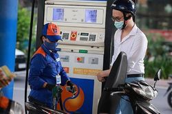 Giá xăng dầu có thể tăng nhẹ trong kỳ điều chỉnh ngày 13/3