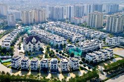 Khơi thông dòng vốn cho bất động sản