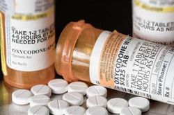 Thuốc giảm đau opioid có thể làm suy giảm nhận thức ở người cao tuổi