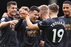 Cuộc đua vô địch Ngoại hạng Anh: Man City gọi, Arsenal dõng dạc trả lời, MU chỉ... góp vui