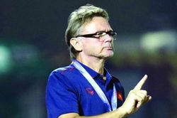 Những dấu ấn đầu tiên của ông Troussier