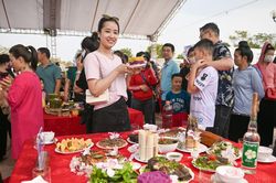 Nô nức trẩy hội Hoa Ban