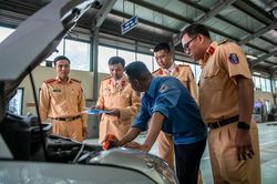 Cảnh sát giao thông không làm thay nhiệm vụ đăng kiểm của Bộ Giao thông vận tải