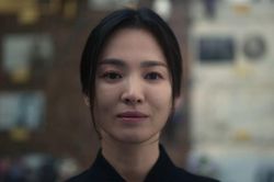 The Glory phần 2 cực nổi tiếng nhưng Song Hye Kyo vẫn bị chỉ trích bởi 1 lý do
