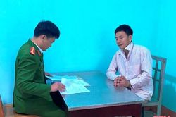 Tạm giữ hình sự đối tượng căng dây điện bẫy chuột làm chết 2 người