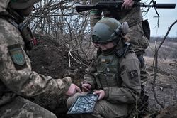 Ukraine nói Nga tấn công thành phố Sloviansk gần Bakhmut